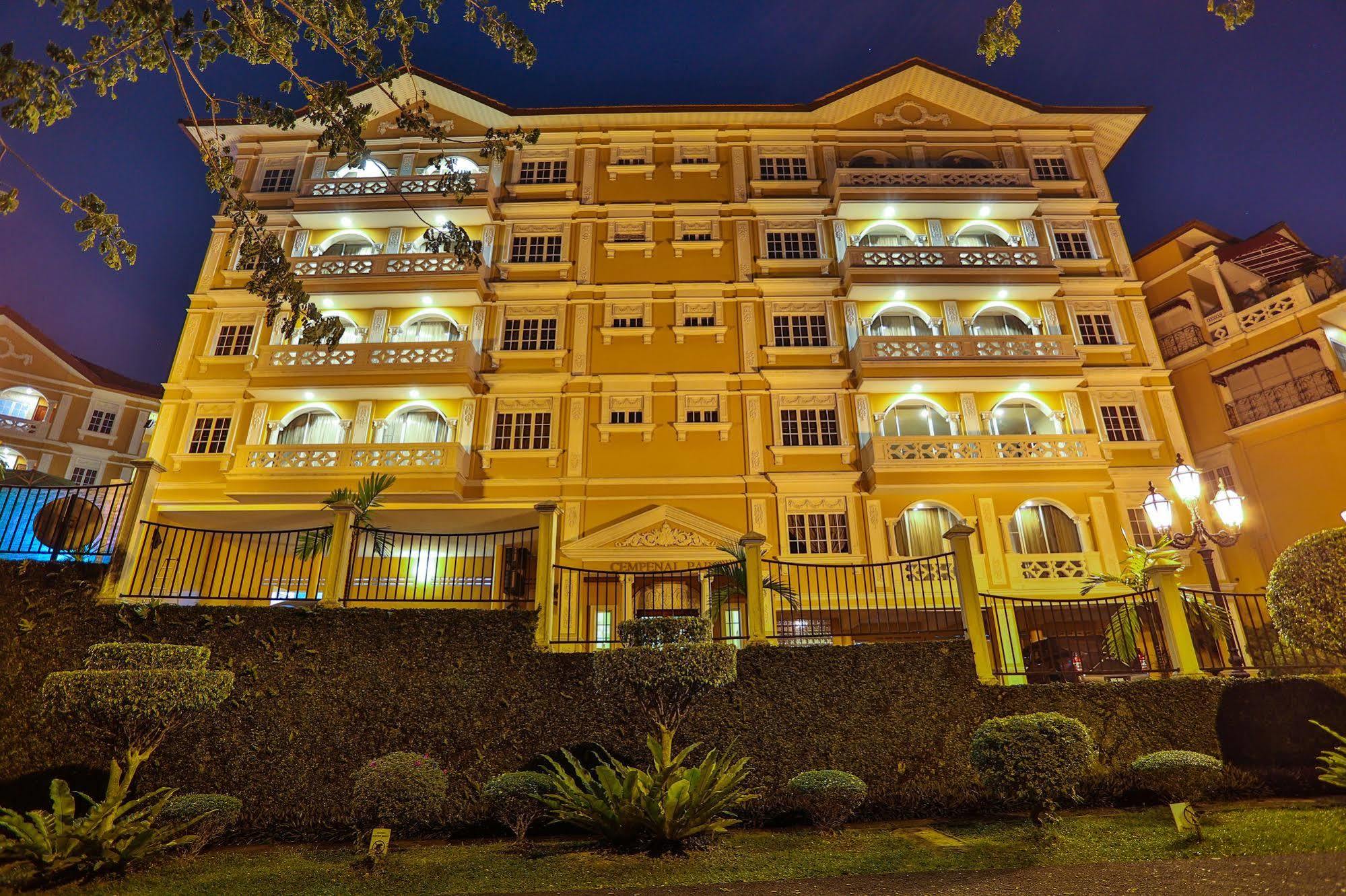 Kapitan Hill @ Cempenai Parc Residences Bukit Damansara Exterior foto